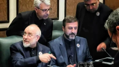 ایران اور امریکہ کے ماہرین کی ٹیموں نے اسلام آباد میں ذاتی بات چیت کے بعد تحریری متن کا تبادلہ کیا۔