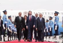 پاکستان امریکا اور ایران کے درمیان ثالث بن گیا، ماہرین نے بھارت کی سفارتی خاموشی پر سوالیہ نشان لگا دیا