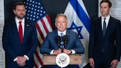 صدر ٹرمپ ایران سے مذاکرات کے لیے سنیچر کو نائب صدر کی سربراہی میں ٹیم پاکستان بھیج رہے ہیں: وائٹ ہاؤس