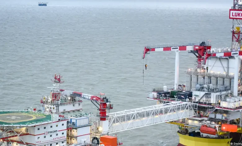 روس تیل فروخت کرتا رہے گا، امریکی پابندیوں میں ایک اور چھوٹ