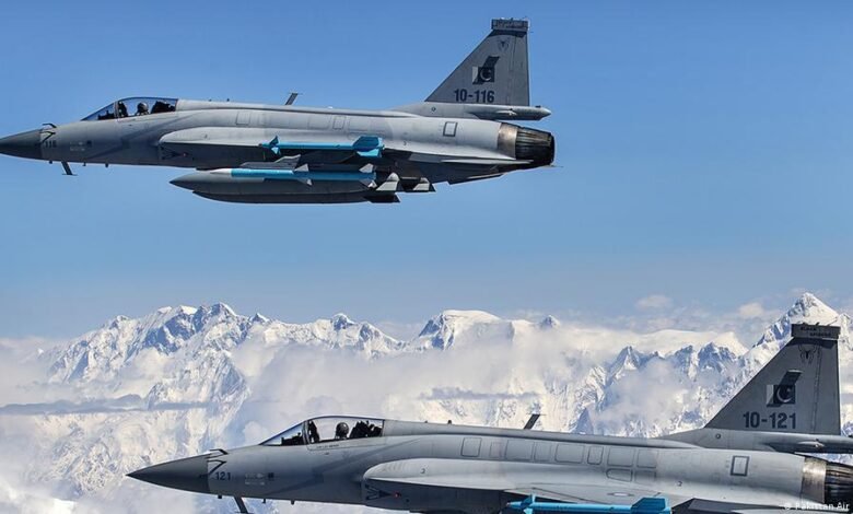 سعودی عرب میں پاکستانی فوجی تعیناتی، دفاعی تعاون میں اضافہ اور خطے کی کشیدہ صورتحال کا تناظر