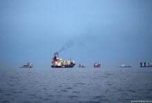 کچھ دیر کے لیے کھولنے کے بعد، ڈیل کی خلاف ورزیوں کے باعث ایران نے آبنائے ہرمز دوبارہ بند کر دی