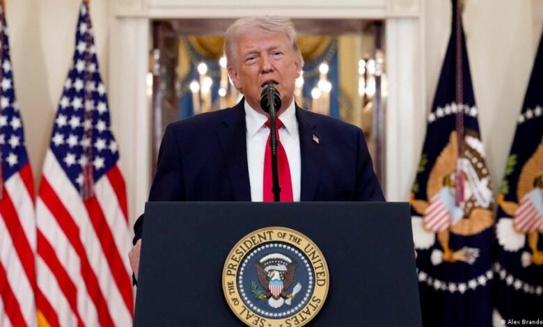 ایران کو پتھر کے دور میں بھیج دیں گے، ٹرمپ