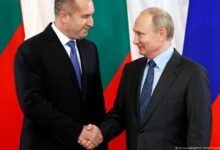 بلغاریہ کے پارلیمانی انتخابات میں رومین رادیف کی جماعت کی شاندار کامیابی، سیاسی منظرنامے میں بڑی تبدیلی