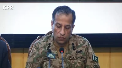 پہلگام فالس فلیگ آپریشن: ڈی جی آئی ایس پی آر کے سوالات پر ایک سال بعد بھی جواب طلبی برقرار