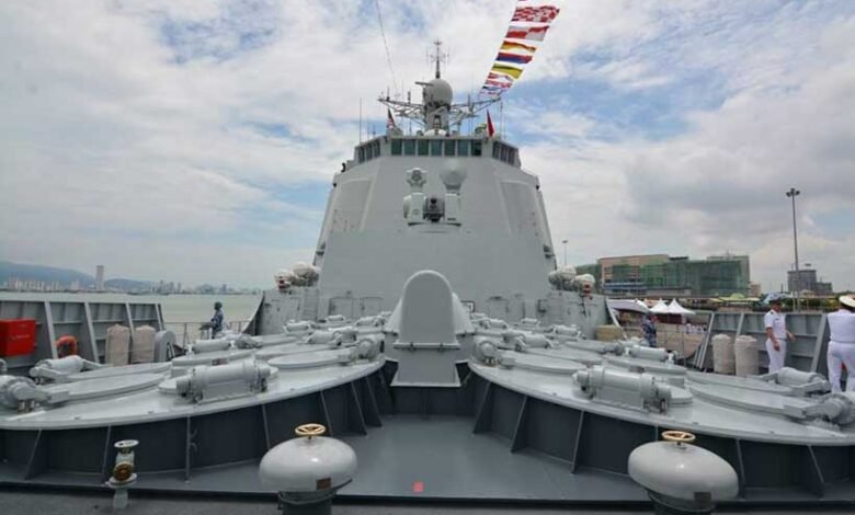 آبنائے ہرمز پر کشیدگی: چین کی امریکہ کو وارننگ، ایران کے ساتھ توانائی معاہدوں کا دفاع