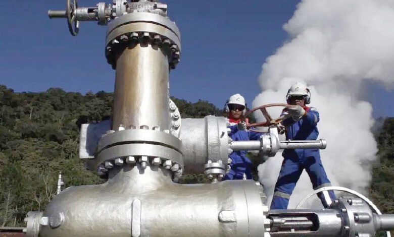 کوہاٹ میں تاریخی کامیابی: OGDC کے Baragzai X-01 کنویں سے تیل و گیس کی ریکارڈ دریافت، کمرشل پیداوار کا آغاز