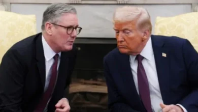 امریکہ اور برطانیہ کے تعلقات میں دراڑ: ٹرمپ کی غیر یقینی پالیسی اور کیئر اسٹارمر پر تنقید کا اثر