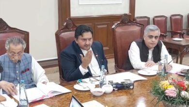 سپیکر پنجاب اسمبلی ملک محمد احمد خاں کی زیر صدارت کمیٹی برائے قانونی اصلاحات کا اہم اجلاس، قوانین میں بہتری اور پولیس احتساب پر زور