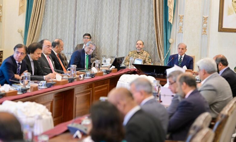 اسلام آباد: نیشنل ٹیرف کمیشن کی اصلاحات پر وزیراعظم کی زیر صدارت اہم اجلاس