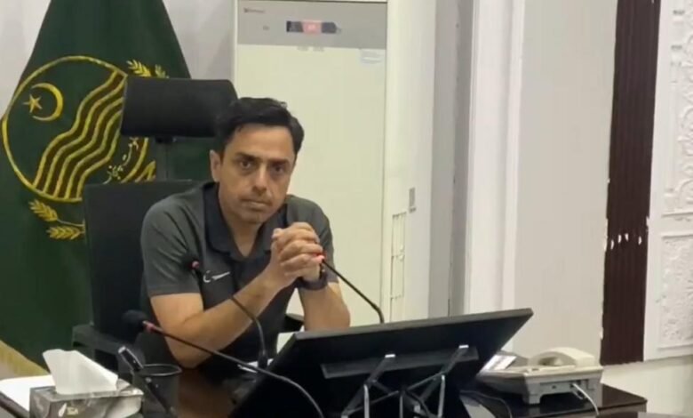 لاہور میں ضلعی انتظامیہ کی بھرپور کارروائیاں، مہنگائی کنٹرول، صفائی، صحت اور غیر قانونی تعمیرات کے خلاف کریک ڈاؤن تیز