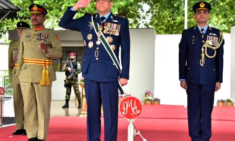 پاکستان ملٹری اکیڈمی (پی ایم اے) کاکول میں گریجویشن کی ایک اور شاندار تقریب