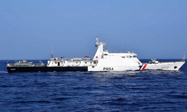 بحیرہ عرب میں مشترکہ آپریشن: بے ریاست جہاز سے کروڑوں مالیت کی غیر قانونی شراب برآمد