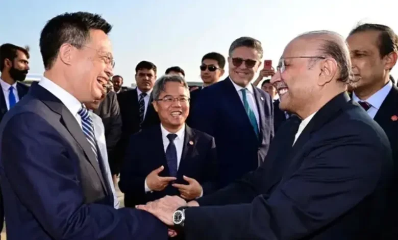 صدر آصف علی زرداری کا دورۂ چین مکمل، متعدد نئے معاہدوں اور اقتصادی تعاون کے عزم کے ساتھ وطن واپسی