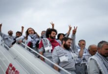 بین الاقوامی سطح پر مذمت و مخالفت کے بعد اسرائیل نے غزہ کے سینکڑوں گلوبل سمود فلوٹیلا کارکنوں کو رہا کر دیا