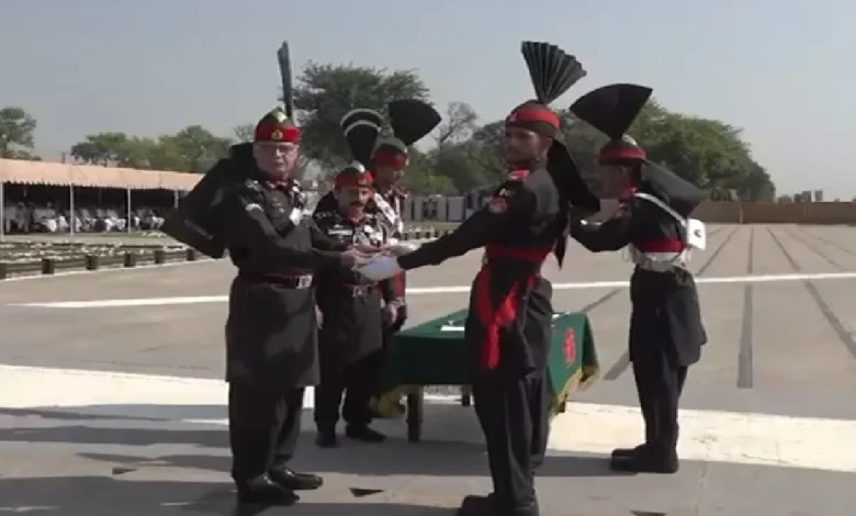 پاکستان رینجرز اکیڈمی منڈی بہاؤالدین میں پاسنگ آؤٹ پریڈ، 584 ریکروٹس کی شمولیت — قومی سلامتی کے عزم کا اعادہ