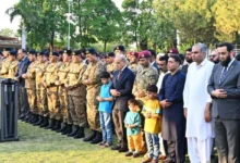 لیفٹیننٹ کرنل خالد حسین شہید کی نماز جنازہ چکلالہ گیریژن راولپنڈی میں ادا،وزیراعظم ،فیلڈ مارشل کی نماز جنازہ میں شرکت