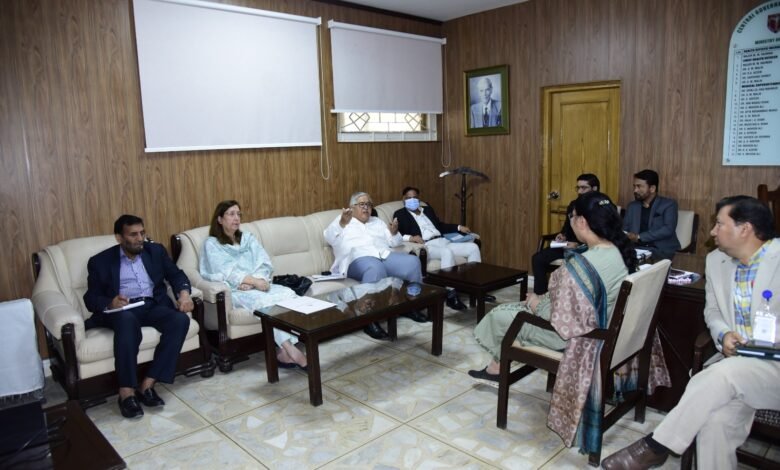 پولی کلینک ہسپتال میں ادویات کی فراہمی اور ڈاکٹرز کی حاضری یقینی بنانے کا حکم، وفاقی محتسب کی سخت ہدایات