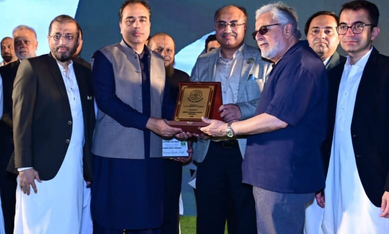 صوبہ سندھ میں معرکۂ حق کی پروقار تقریب، پاک فوج کی قربانیوں کو زبردست خراجِ تحسین،پاک فوج کی جرأت اور قربانیاں ہمارا سرمایۂ افتخار ہیں، زبیر موتی والا