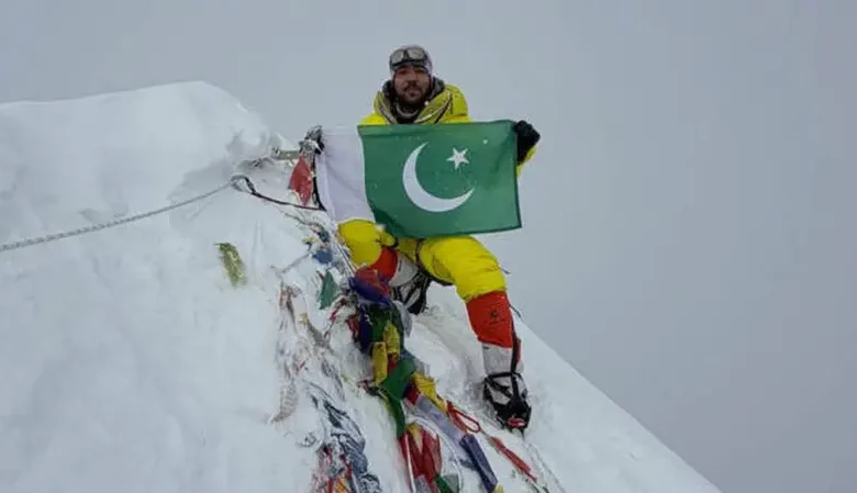 نیپال : اہم پاکستانی کوہ پیما ساجد علی سد پارہ نے پانچویں بلند ترین چوٹی بھی سر کر لی