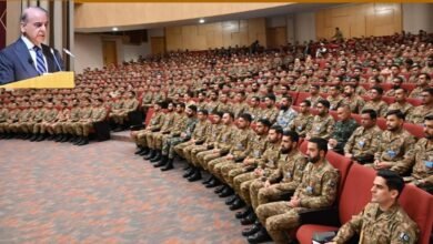 وزیراعظم شہباز شریف کا کمانڈ اینڈ سٹاف کالج کوئٹہ کا دورہ، قومی خودمختاری کے دفاع اور دہشت گردی کے خاتمے کے عزم کا اعادہ