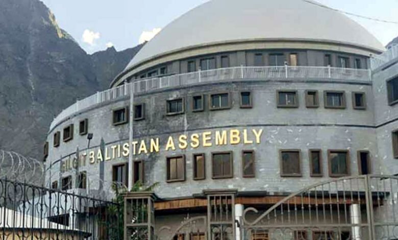 گلگت بلتستان انتخابات 2026: مسلم لیگ (ن) اور پیپلز پارٹی میں کانٹے کا مقابلہ، پی ٹی آئی مشکلات کے باوجود میدان میں