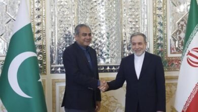 امریکہ ایران مذاکرات میں جمود، محسن نقوی تہران پہنچ گئے؛ کیا پاکستان پسِ پردہ سفارت کاری میں متحرک ہے؟