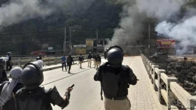 حکام کے مطابق زخمیوں کو مختلف ہسپتالوں میں منتقل کر دیا گیا ہے جبکہ واقعے کی مزید تحقیقات جاری ہیں۔