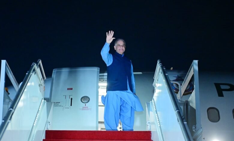 وزیراعظم شہباز شریف اور فیلڈ مارشل عاصم منیر سوئٹزرلینڈ روانہ، امریکہ۔ایران مذاکرات کے مستقبل پر نظریں مرکوز