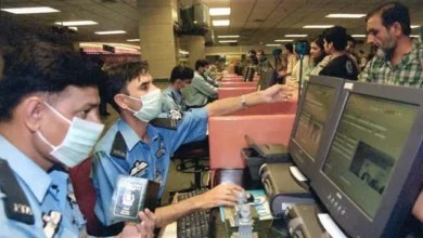 ایف آئی اے کسی شخص کو بیرون ملک سفر سے صرف اس وقت روک سکتی ہے جب اس کے پاس جعلی یا مشکوک دستاویزات ہوں