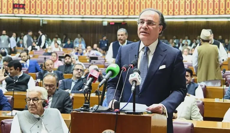 پاکستان میں مالی سال 2027-2026 کے لیے 18 کھرب 77 ارب سے زائد کا بجٹ پیش