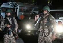 اپ ڈیٹ: کراچی میں پاکستان رینجرز کے کیمپ پر دہشت گرد حملہ ناکام، تین حملہ آور ہلاک، ایک زخمی حالت میں گرفتار، تین اہلکار شہید