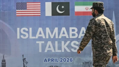 صدر مملکت آصف علی زرداری، وزیر اعظم شہباز شریف، نائب وزیر اعظم و وزیر خارجہ اسحاق ڈار و دیگر سیاسی قیادت نے امریکہ ایران معاہدے کا خیر مقدم کیا ہے۔