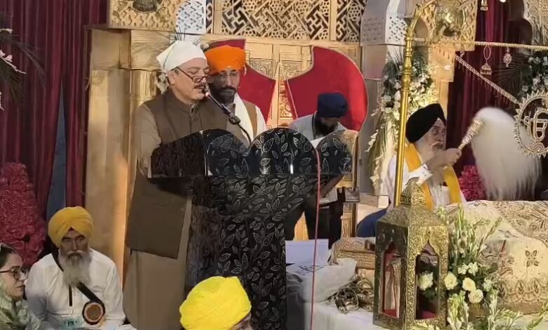 پاکستان میں گورو ارجن دیو جی جوڑ میلہ کی مرکزی تقریب گوردوارہ ڈیرہ صاحب لاہور میں منعقد، بھارتی سکھ یاتریوں کا پاکستان میں انتظامات پر بھرپور اطمینان