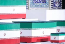پریم لیڈر آیت اللہ علی خامنہ ای ے ساتھ رکھے گئے دیگر تابوت کن افراد کے ہیں؟