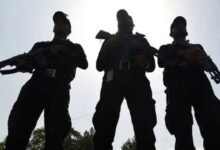 قصور میں دو سال قبل مبینہ جعلی پولیس مقابلے کا کیس نیا موڑ اختیار کر گیا، سابق ایس ایچ او سمیت 7 پولیس اہلکاروں کے خلاف مقدمہ درج، ڈی پی او کا معطلی اور محکمانہ کارروائی کا حکم