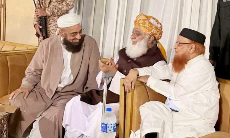 مولانا مفتی محمد تقی عثمانی وفاق المدارس العربیہ پاکستان کے بلامقابلہ دوسری مرتبہ صدر، مولانا محمد حنیف جالندھری مسلسل ساتویں مرتبہ بلامقابلہ ناظمِ اعلیٰ منتخب
