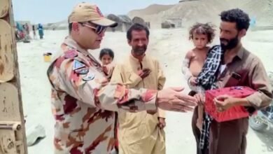 ایف سی بلوچستان (ساؤتھ) کی انسان دوستی کی مثال، جھلسنے والی بچی کے گھر جا کر عیادت، راشن اور تحائف پیش کیے
