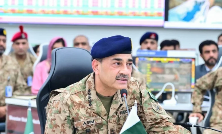 فیلڈ مارشل سید عاصم منیر کا نیشنل ایمرجنسیز آپریشن سینٹر کا دورہ، مون سون اور قدرتی آفات سے نمٹنے کے لیے ہر وقت تیار رہنے کی ہدایت