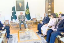 وزیراعظم شہباز شریف سے قازقستان کے سفیر کی الوداعی ملاقات،پاک قازقستان تعلقات کے فروغ کیلئے قازق سفیر کی خدمات کو سراہا