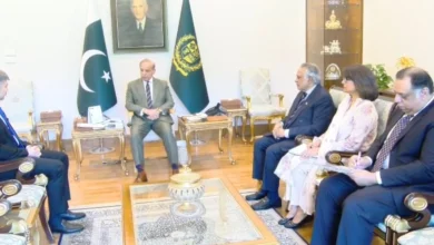 وزیراعظم شہباز شریف سے قازقستان کے سفیر کی الوداعی ملاقات،پاک قازقستان تعلقات کے فروغ کیلئے قازق سفیر کی خدمات کو سراہا