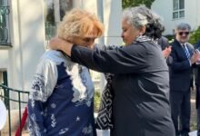 برلن میں سفارتخانہ پاکستان میں جشنِ آزادی کی پُروقار تقریب، سفیرِ پاکستان ثقلین سیدہ کی پرچم کشائی