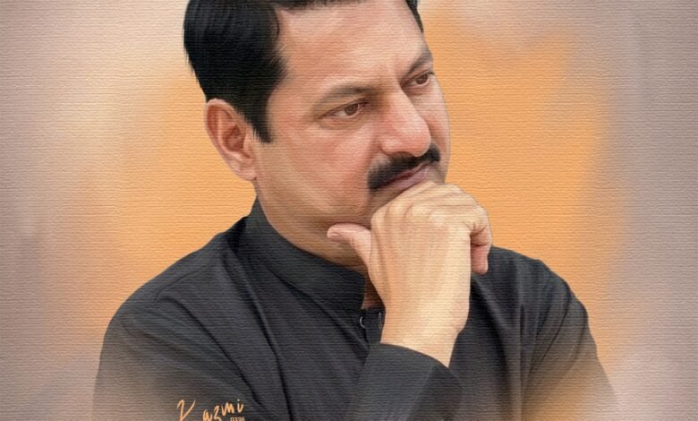 ؎ جاگن والیاں رَج کے لٹیا اے سوئے تسی وی او، سوئے اسیں وی آں لالی اکھیاں دی پئی دس دی اے روئے تسی وی او، روئے اسیں وی آں.....علی عباس کاظمی