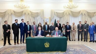 حکومت پاکستان اور گوگل کے درمیان اہم ایم او یو، نوجوانوں کو 150 ہزار کیریئر سرٹیفکیٹس اور اے آئی سہولیات فراہم کرنے کا اعلان