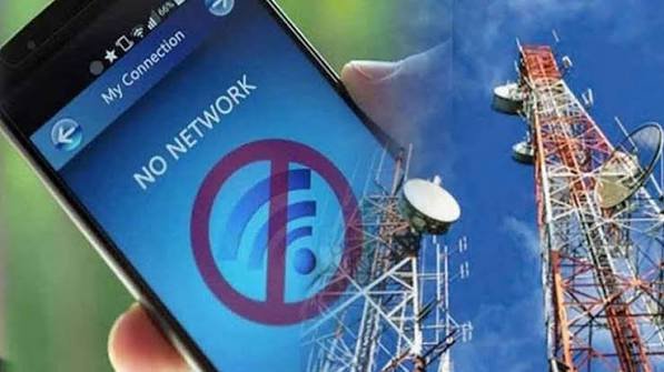 بلوچستان: موبائل انٹرنیٹ دو روز سے بند، کئی اضلاع میں رات کو کاروبار اور آمدروفت پر پابندی