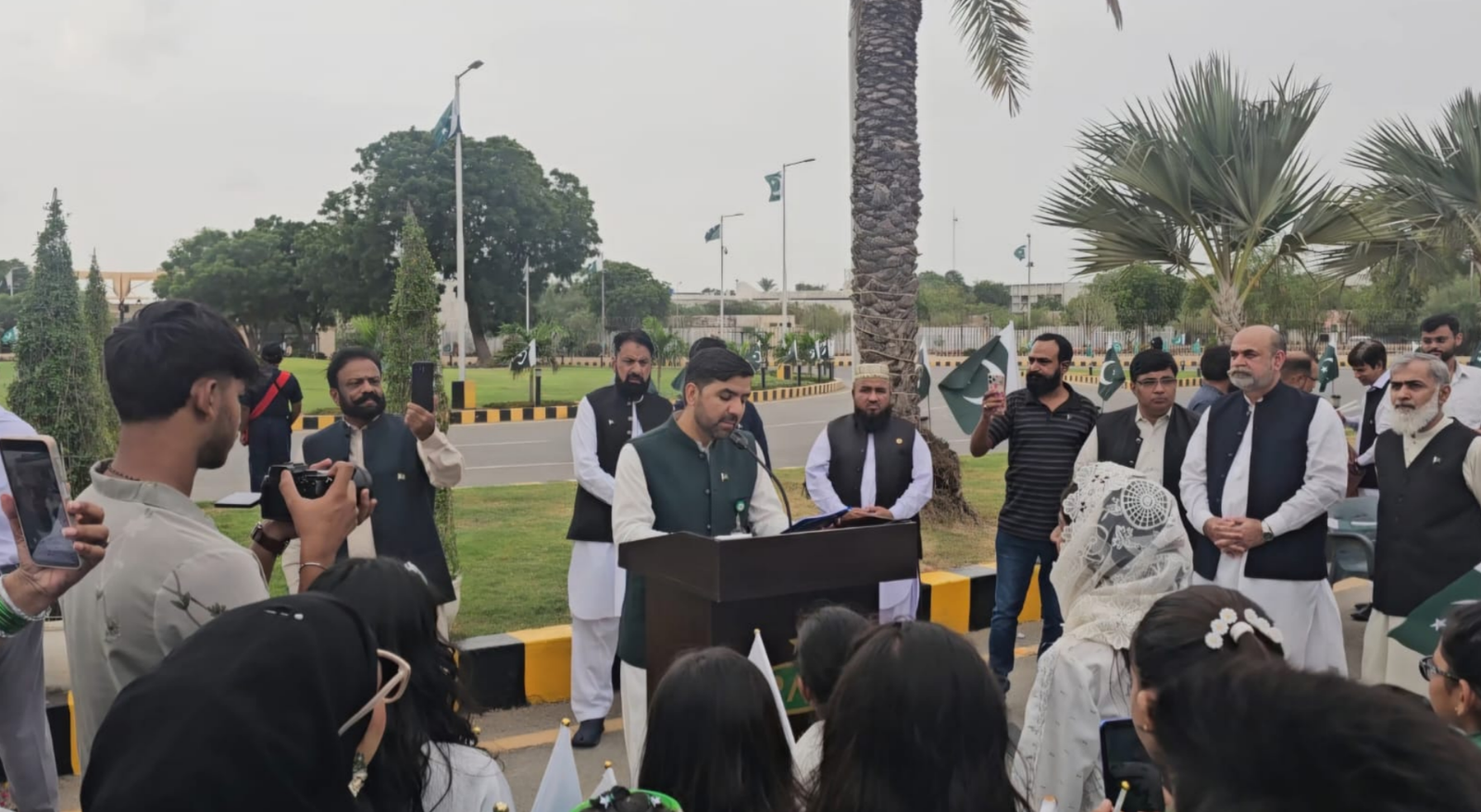 پاکستان ایئرپورٹس اتھارٹی ہیڈکوارٹرز کراچی میں یومِ آزادی کی پُروقار تقریب