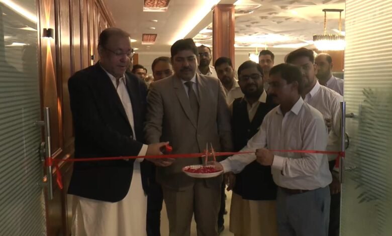 پنجاب میں بڑے مزارات کی ڈیجیٹل مانیٹرنگ کا آغاز، لاہور اور ملتان کے 8 مزارات پہلے مرحلے میں شامل