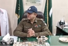 لاہور پولیس کا شہید ہیڈ کنسٹیبل دل محمد کو خراجِ عقیدت، فرض کی راہ میں جان قربان کرنے والے اہلکار کی برسی پر سلامی
