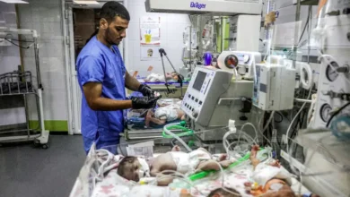 غزہ میں قبل از وقت پیدائشوں میں اضافہ، انکیوبیٹرز اور آکسیجن کی قلت نے نوزائیدہ بچوں کی زندگیوں کو خطرے میں ڈال دیا