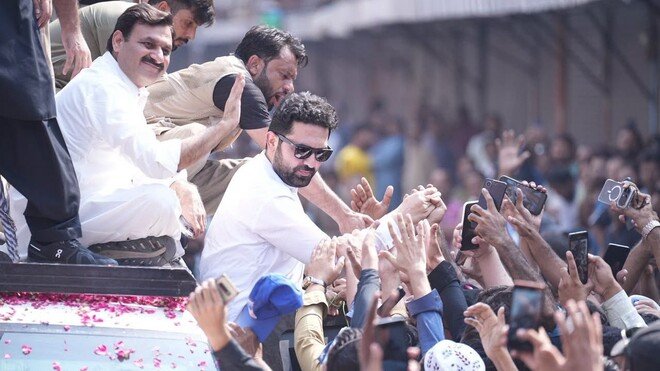 وزیرآباد میں سہیل آفریدی کے قتل کی کوشش کا دعویٰ، پولیس نے ’مبینہ حملہ آور‘ کو سکیورٹی ڈیوٹی پر مامور کانسٹیبل قرار دے دیا